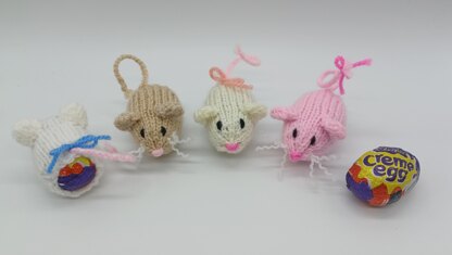 Little Mouse Family Creme Egg Cover Knitting Pattern DK Gift Charity knit EASY Easter Egg Hunt Milk Toy Cadburys Caramel Oreo Egg