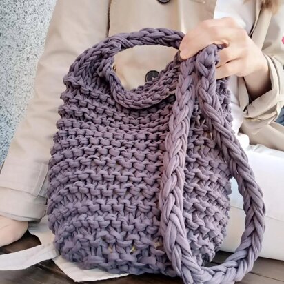 Shoulder bag from T-shirt yarn - knitting pattern