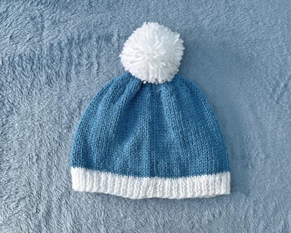 P146 Christmas Penguin Motif Hat