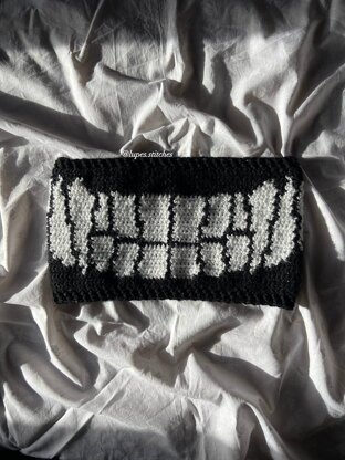 Teeth Cowl