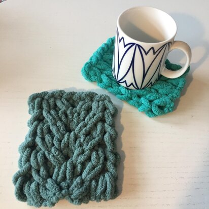 Cable-Knit Mug Rugs