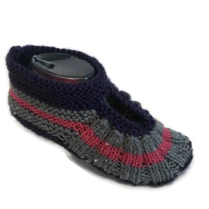Three Colors Easy Booties Slippers - knitting pattern