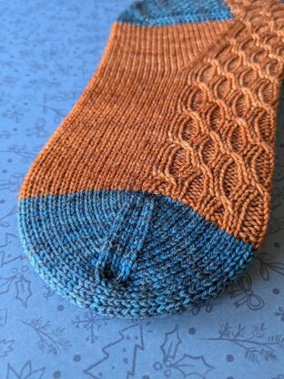 Vintage Honeycomb Ornaments Socks