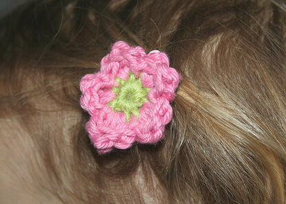 100 Flowers to Knit and Crochet