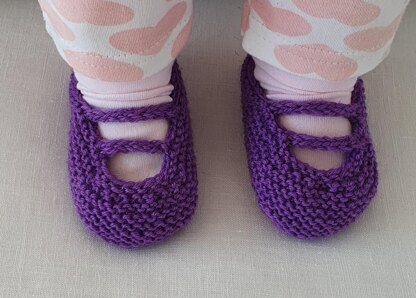 4ply baby shoes - Veronica