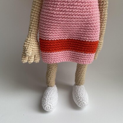 Helga by Hey Arnold PDF crochet pattern