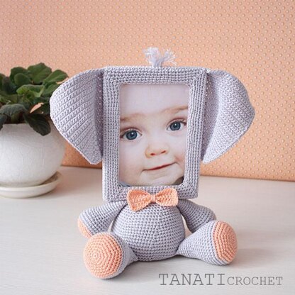 Crochet Pattern of Photo Frame ELEPHANT