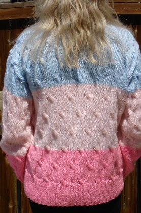 Pretty Cabled Pullover