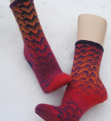 14 sock designs, Patterns in English