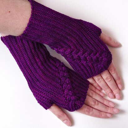 Two Purple Insta Loc Gloves Two 0.05 Crochet Needles– Sew-in-glove