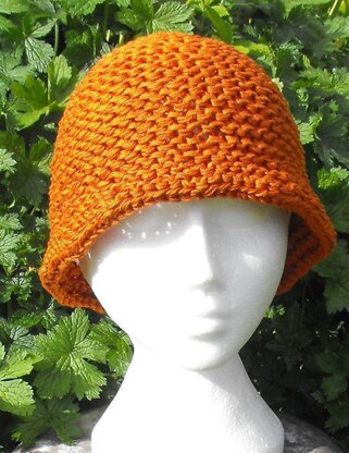 SUPERFAST CLOCHE HAT KNITTING PATTERN - MADMONKEYKNITS