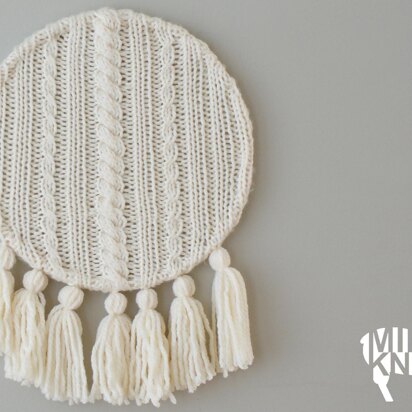 Cable Knit and Tassels Wall Hanging (2015017)