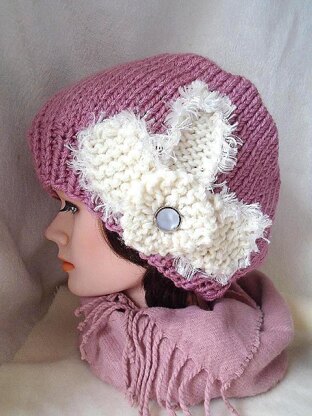 749 HAT with KNIT FLOWER