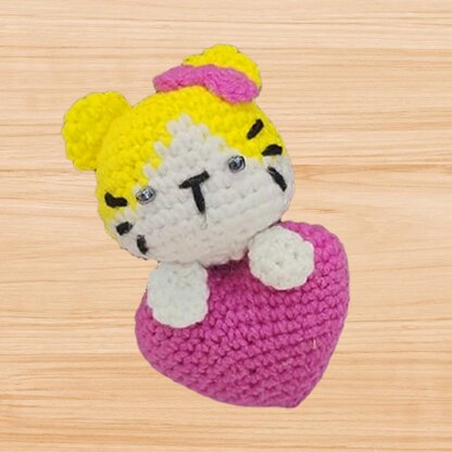 Crochet Cat & Heart Keychain – Amigurumi PDF Pattern + Video Tutorial