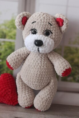 Crochet Pattern for Bear with Heart