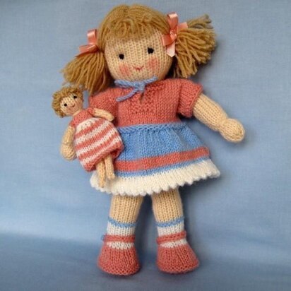 Lulu - Knitted Doll