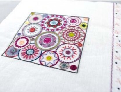 Un Chat Dans L'Aiguille Complete Sampler Notebook Embroidery Kit - Part 1