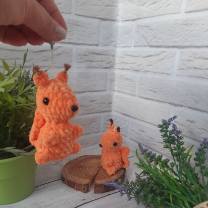 Red Squirrel Crochet Pattern