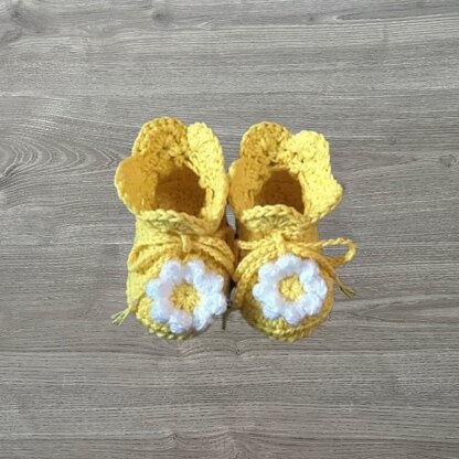 Daisy Lacey Booties