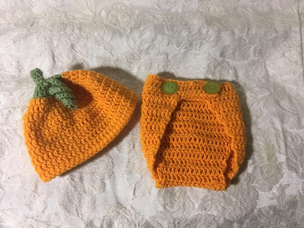 Little Pumpkin Baby Outfit Crochet pattern by Aria Raymond
