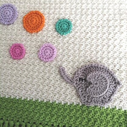 Elephant and bubbles wall hanging