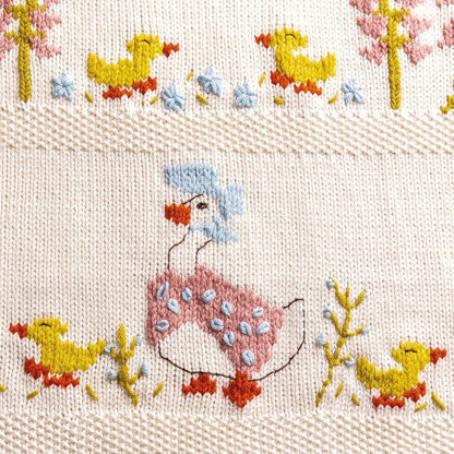 Peter Rabbit™️ Baby Knits: 20 Knitting Patterns for Clothes and Accessories Inspired by the Tales of Beatrix Potter