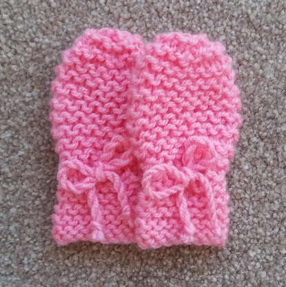Preemie Garter Mittens
