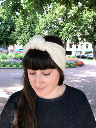 Poimia -  Headband Knitting Pattern For Women in The Yarn Collective Fleurville 4ply by Fiona Alice