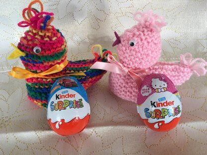 LOOPY THE EASTER CHICK KNITTING PATTERN FOR CHOCOLATE EGG