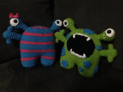 Bonnie and Clyde - Crochet Monsters