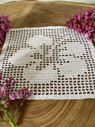 Hibiscus Doily