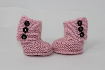 3 Button New Baby 4 Ply Booties