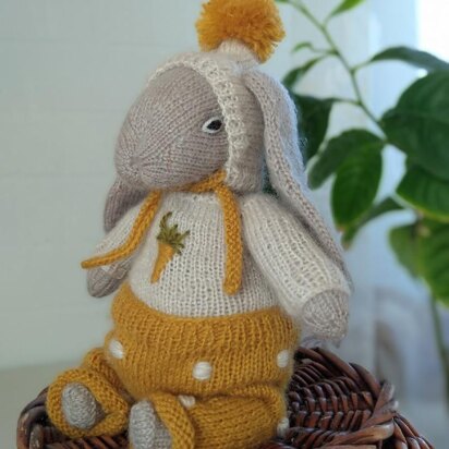 Bunny toy knitting pattern