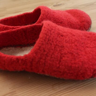 Sassy Slippers - Felted Seamless Shoes - knitting pattern