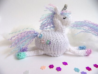 Easter Unicorn & Pegasus Creme Egg Cover