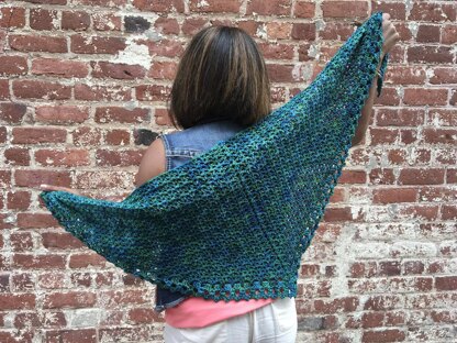 Makara Shawl CAL