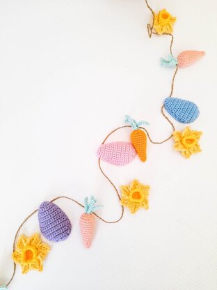 Easter + Spring Garland (3-in-1 Decoration)