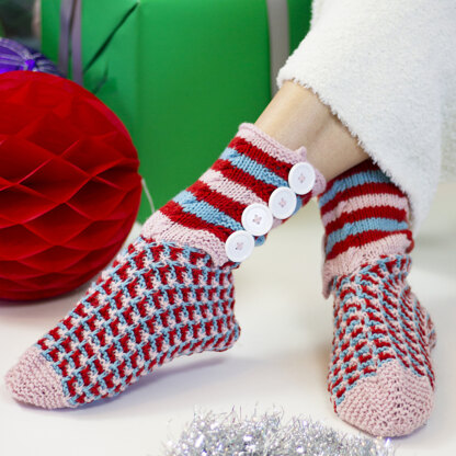 Universal Yarn Swiss Meringue Slippers Kit