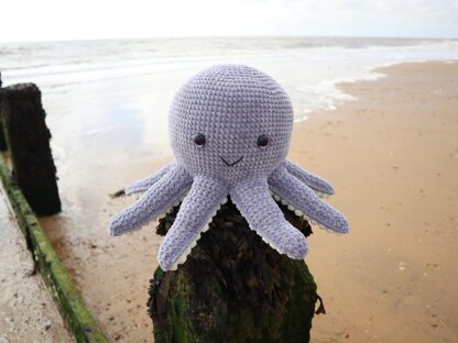 Oscar the Octopus Amigurumi