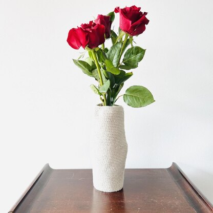 Two classic curvy vases