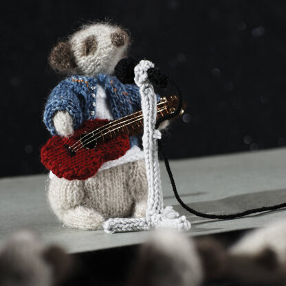 Knitted Meerkats