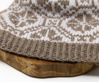 Ratas Pom-Pom Fair Isle Hat