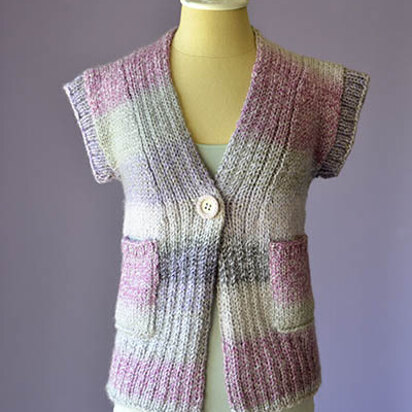 Cake Cardi in Universal Yarn Major - Downloadable PDF