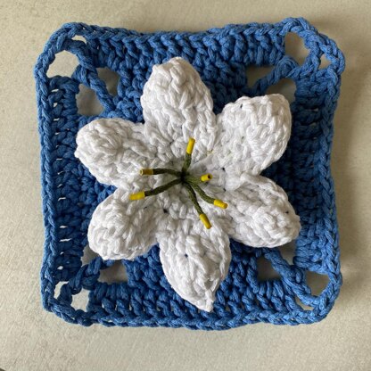 Easter Lily Granny Square