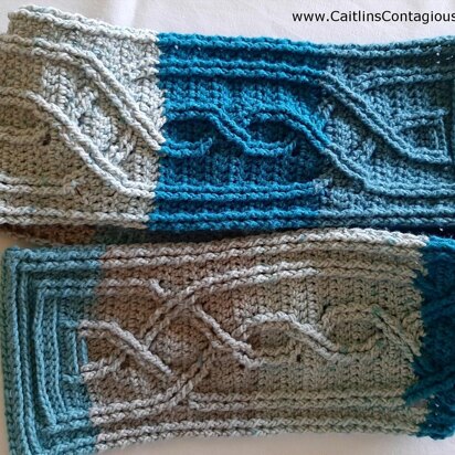 Knotted Cable Scarf