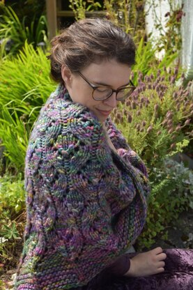 Miraflores Shawl