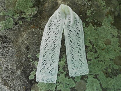 Winding Ribbons Lace Scarf