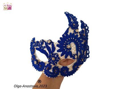 Carnival lace blue crochet mask 2.