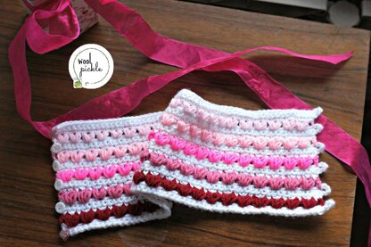 Sweetheart Toddler Cowl