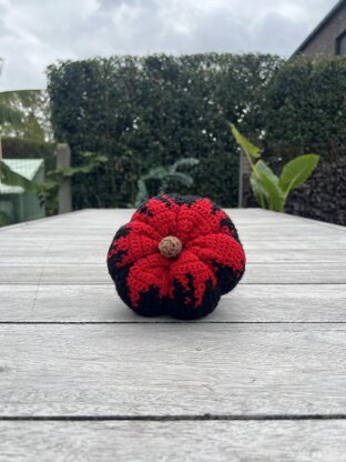 Blood Drip Pumpkin – Tapestry